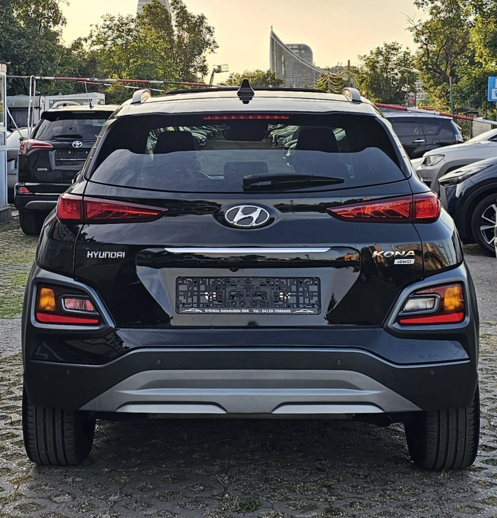 Hyundai Kona 1.6 T-GDI 4WD Premium KRELL CarPlay Обдухване, снимка 4 - Автомобили и джипове - 55094565