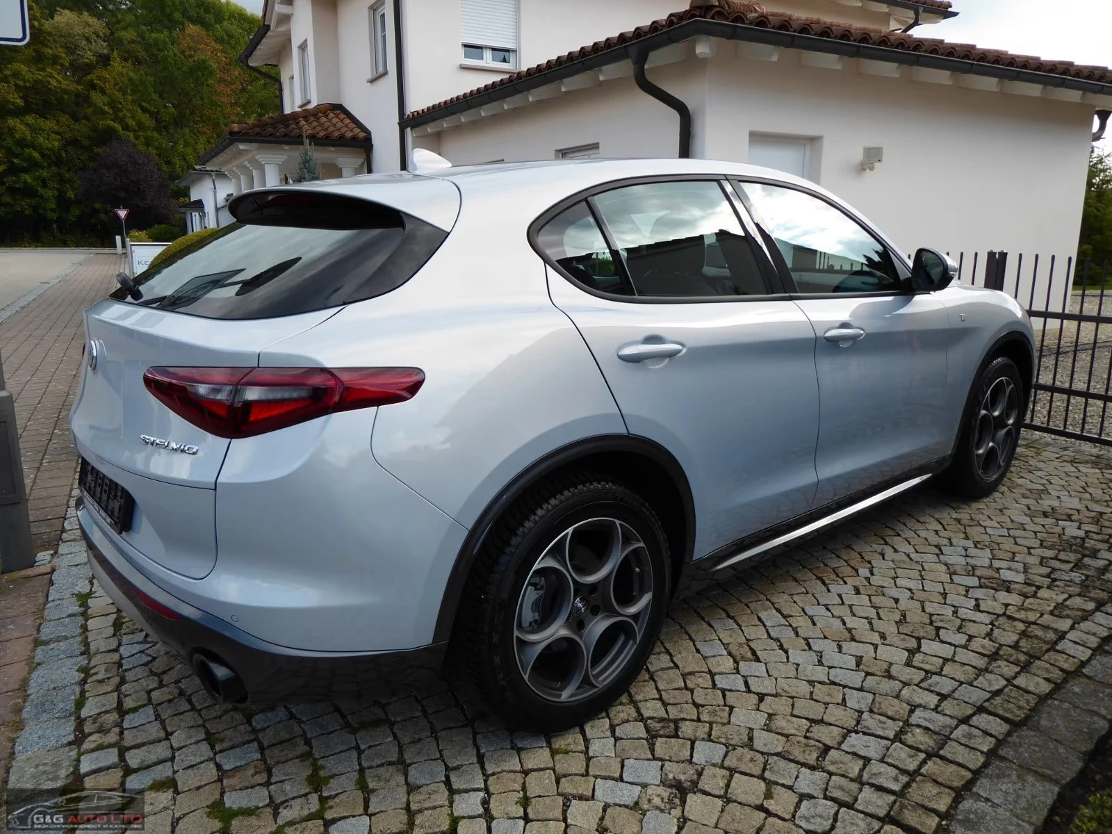 Alfa Romeo Stelvio 2.0TURBO/280HP/Q4/CAM/MEMO/NAVI/LED/542q, снимка 6 - Автомобили и джипове - 55446483
