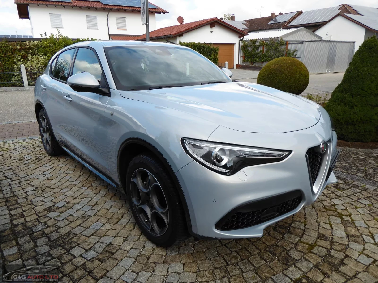 Alfa Romeo Stelvio 2.0TURBO/280HP/Q4/CAM/MEMO/NAVI/LED/542q, снимка 5 - Автомобили и джипове - 55446483