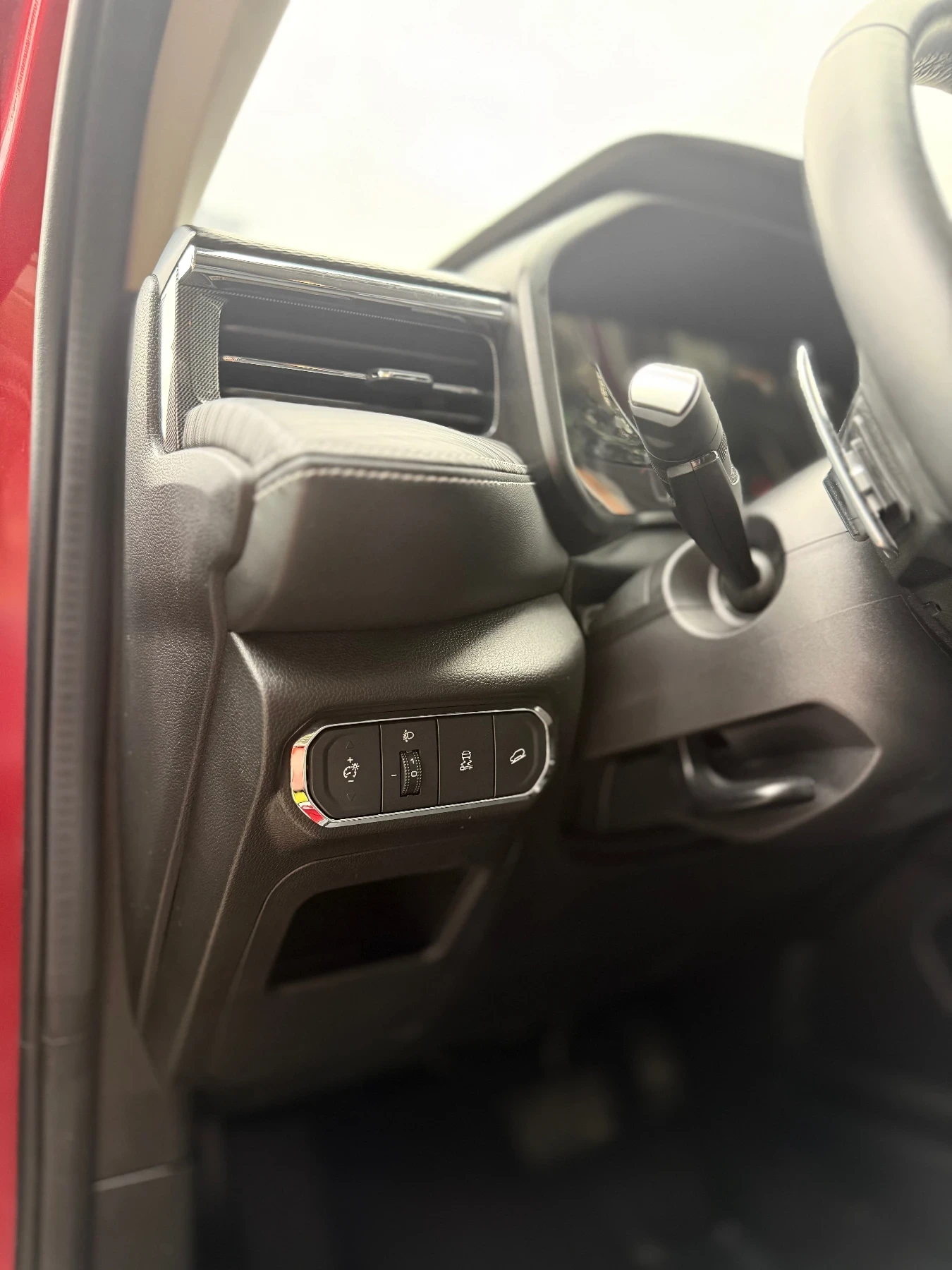 Haval Jolion Haval Jolion Supreme 1.5T | Бензин/Газ | Автоматик, снимка 8 - Автомобили и джипове - 56196319