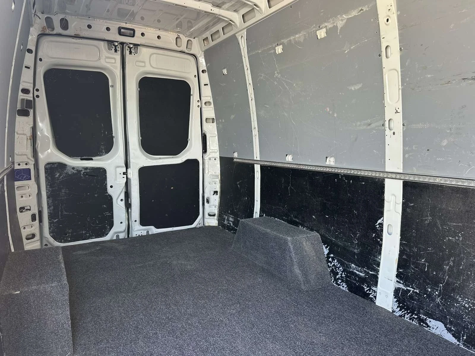 Iveco 35s12, снимка 10 - Бусове и автобуси - 55950941