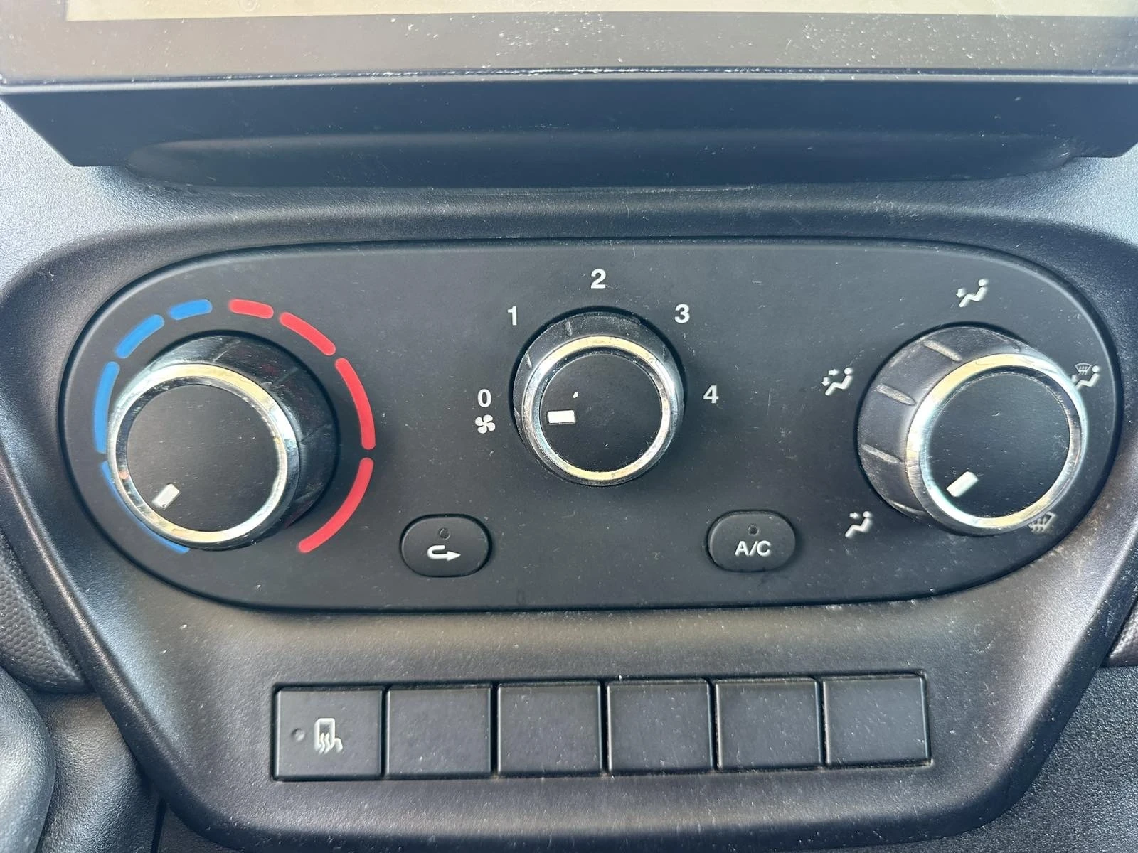 Iveco 35s12, снимка 15 - Бусове и автобуси - 55950941