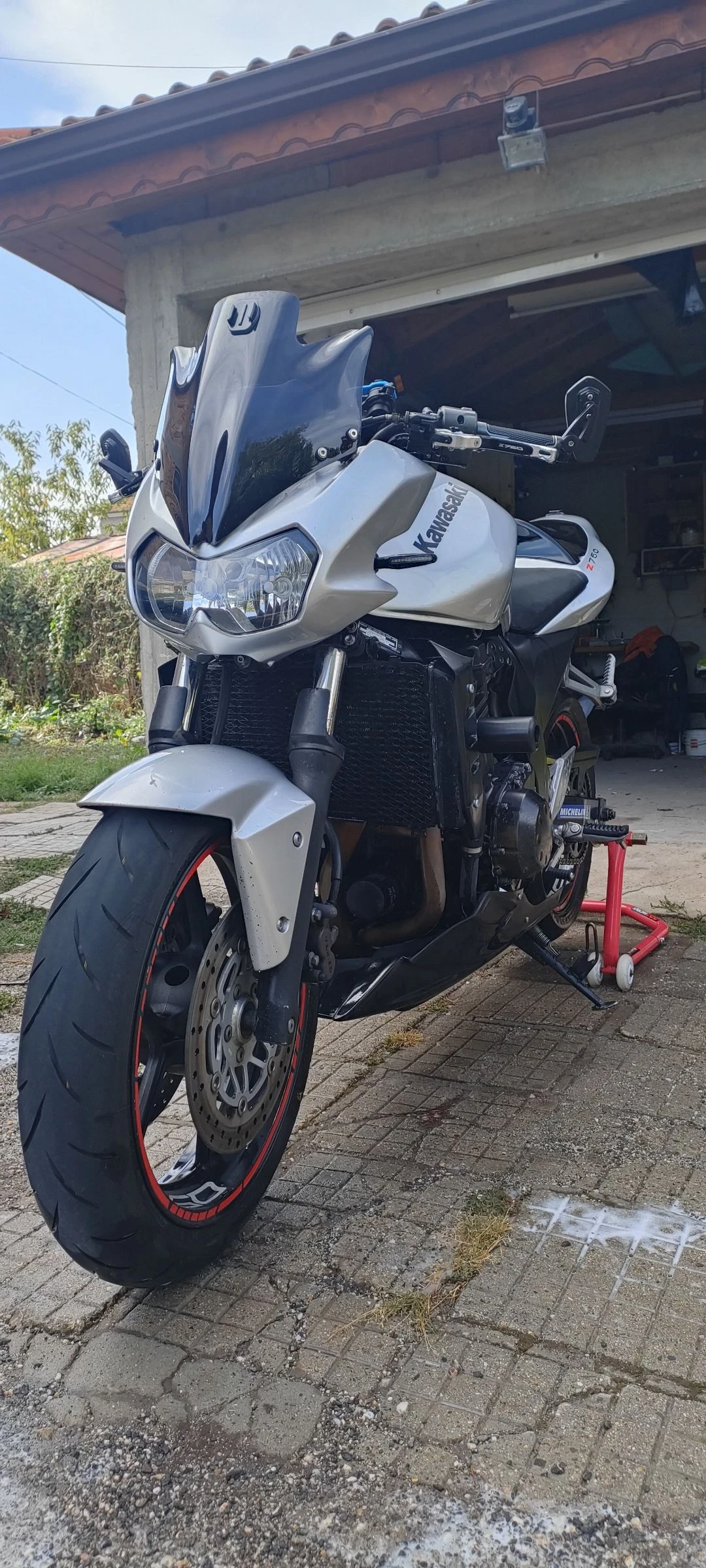 Kawasaki Z 750 - изображение 4