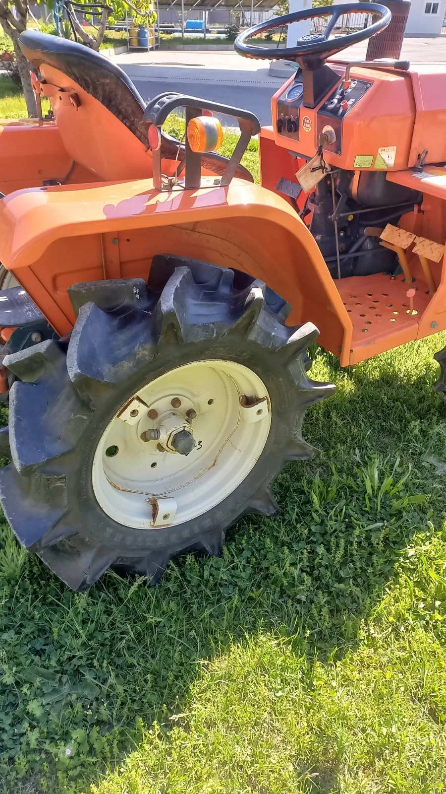 Трактор Kubota Техно груп М - изображение 6