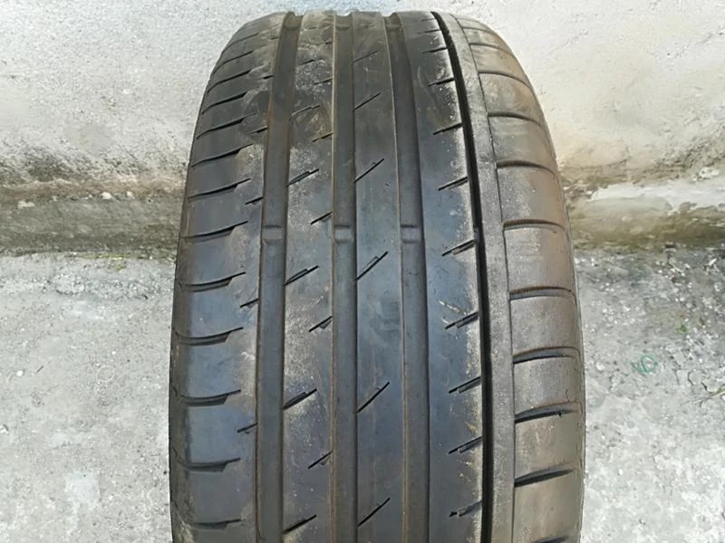 Гуми Летни 245/50R18, снимка 1 - Гуми и джанти - 21467130