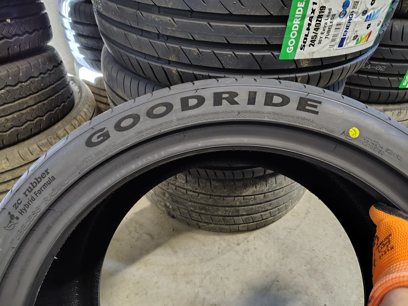  245/40R19 | Mobile.bg   4