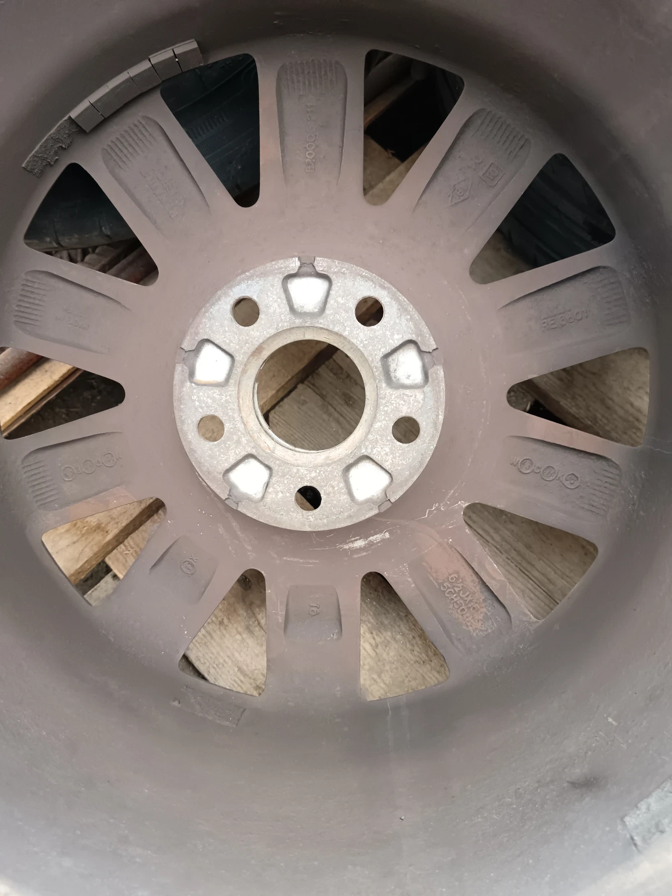 ���� � ������ 205/55R16 �� Renault Laguna | Mobile.bg � ����������� 6