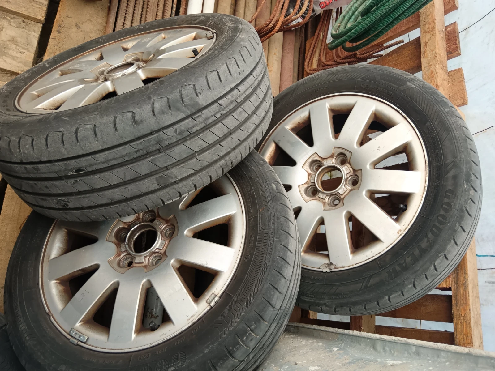 ���� � ������ 205/55R16 �� Renault Laguna | Mobile.bg � ����������� 5