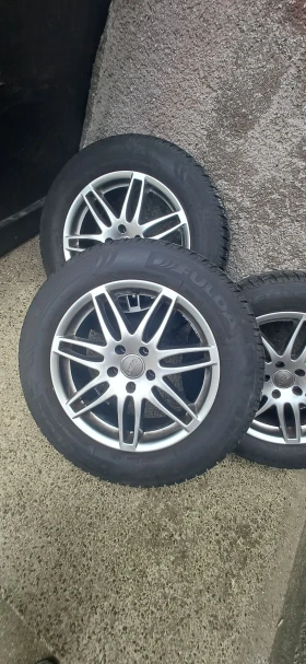        235/60R17  Audi A4