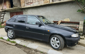 Opel Astra, снимка 3 - Автомобили и джипове - 45570583