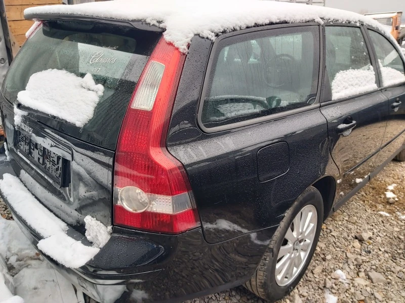 Volvo V50 2.0 hdi 136, снимка 5 - Автомобили и джипове - 47070183