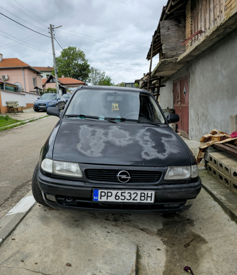 Opel Astra, снимка 1 - Автомобили и джипове - 45570583