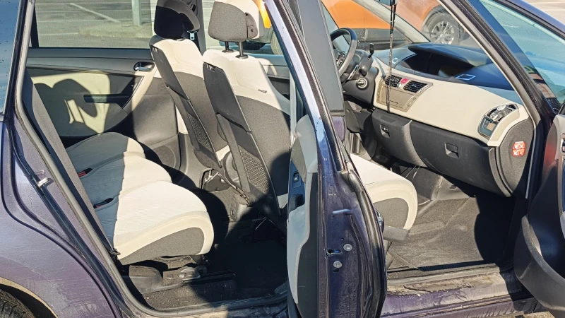 Citroen C4 Picasso 2.0 HDI, снимка 7 - Автомобили и джипове - 48543316