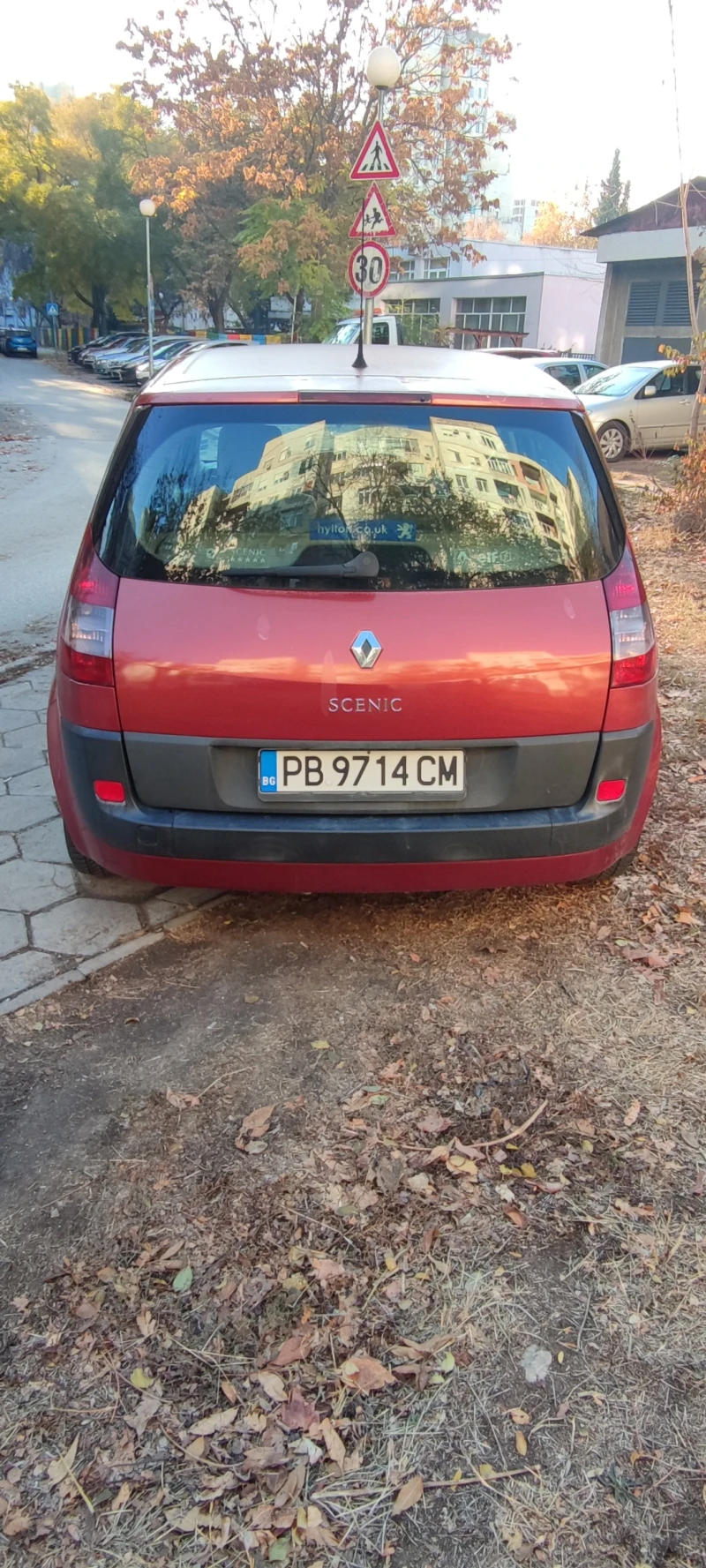 Renault Scenic, снимка 2 - Автомобили и джипове - 48882838