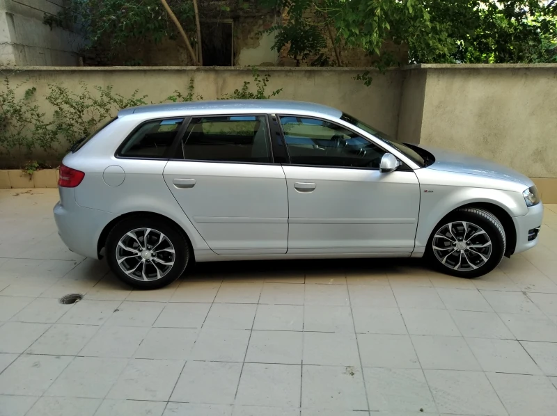 Audi A3 Sportback, снимка 5 - Автомобили и джипове - 49044975