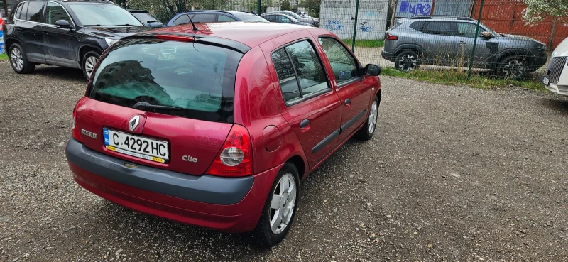 Renault Clio, снимка 4 - Автомобили и джипове - 49528939