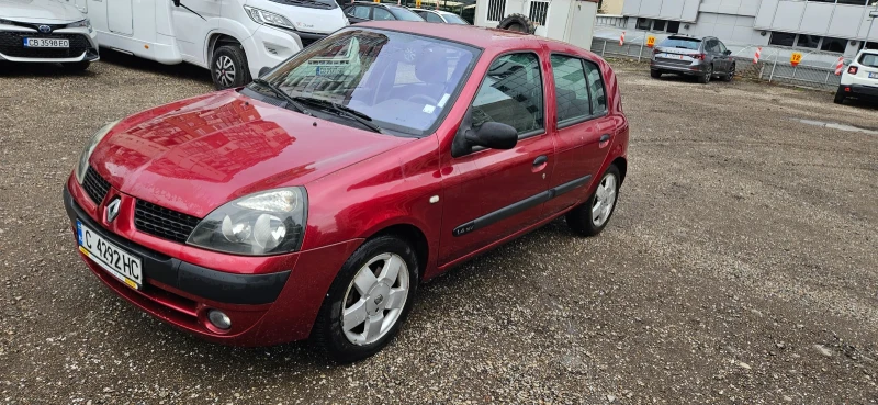 Renault Clio, снимка 2 - Автомобили и джипове - 49528939