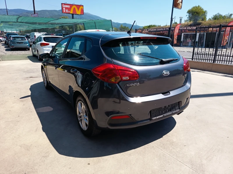 Kia Ceed 1.4i 16v, снимка 6 - Автомобили и джипове - 51310767