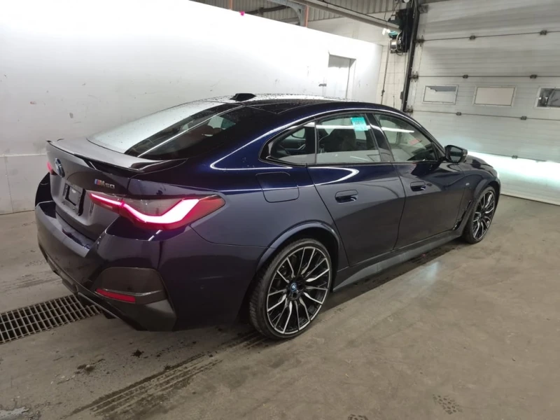 BMW i4 * M50 * CARFAX * БЕЗ ПЪРВОНАЧАЛНА ВНОСКА, снимка 4 - Автомобили и джипове - 53065758