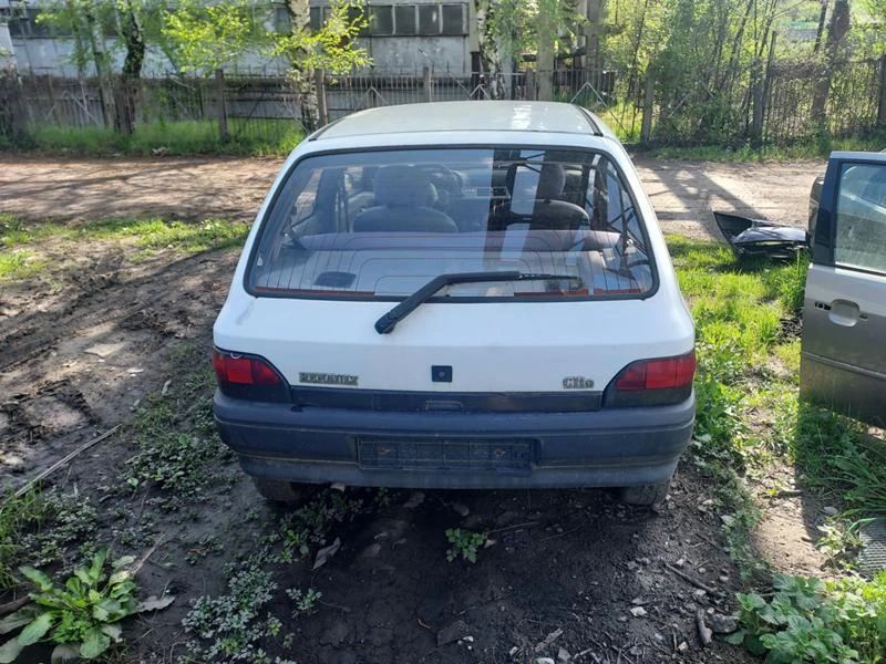 Renault Clio 1.2, снимка 3 - Автомобили и джипове - 36589037