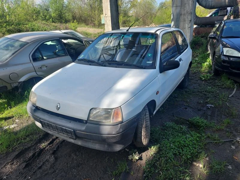 Renault Clio 1.2, снимка 1 - Автомобили и джипове - 36589037