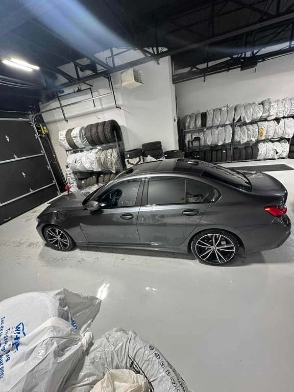 BMW 330 XDRIVE / ПОДГРЕВИ / ПАНОРАМА / ЛИЦЕНЗИРАН ПРОДАВАЧ - изображение 4