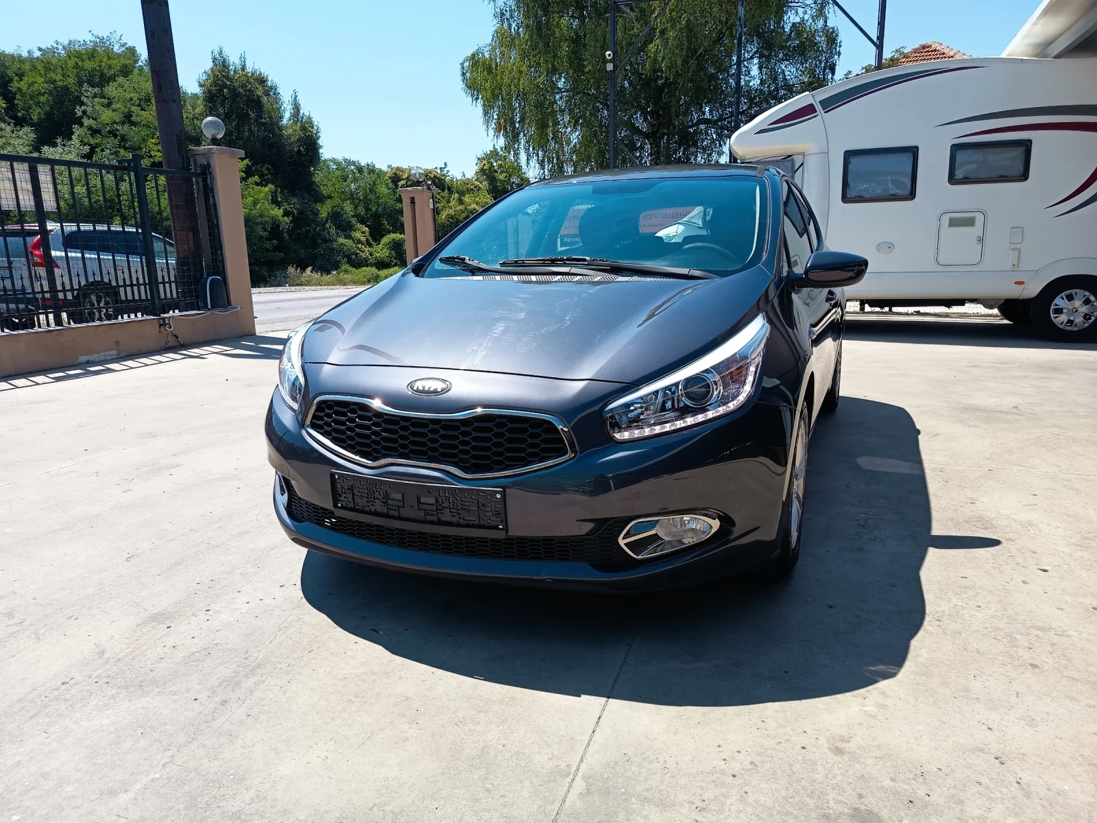 Kia Ceed 1.4i 16v, снимка 1