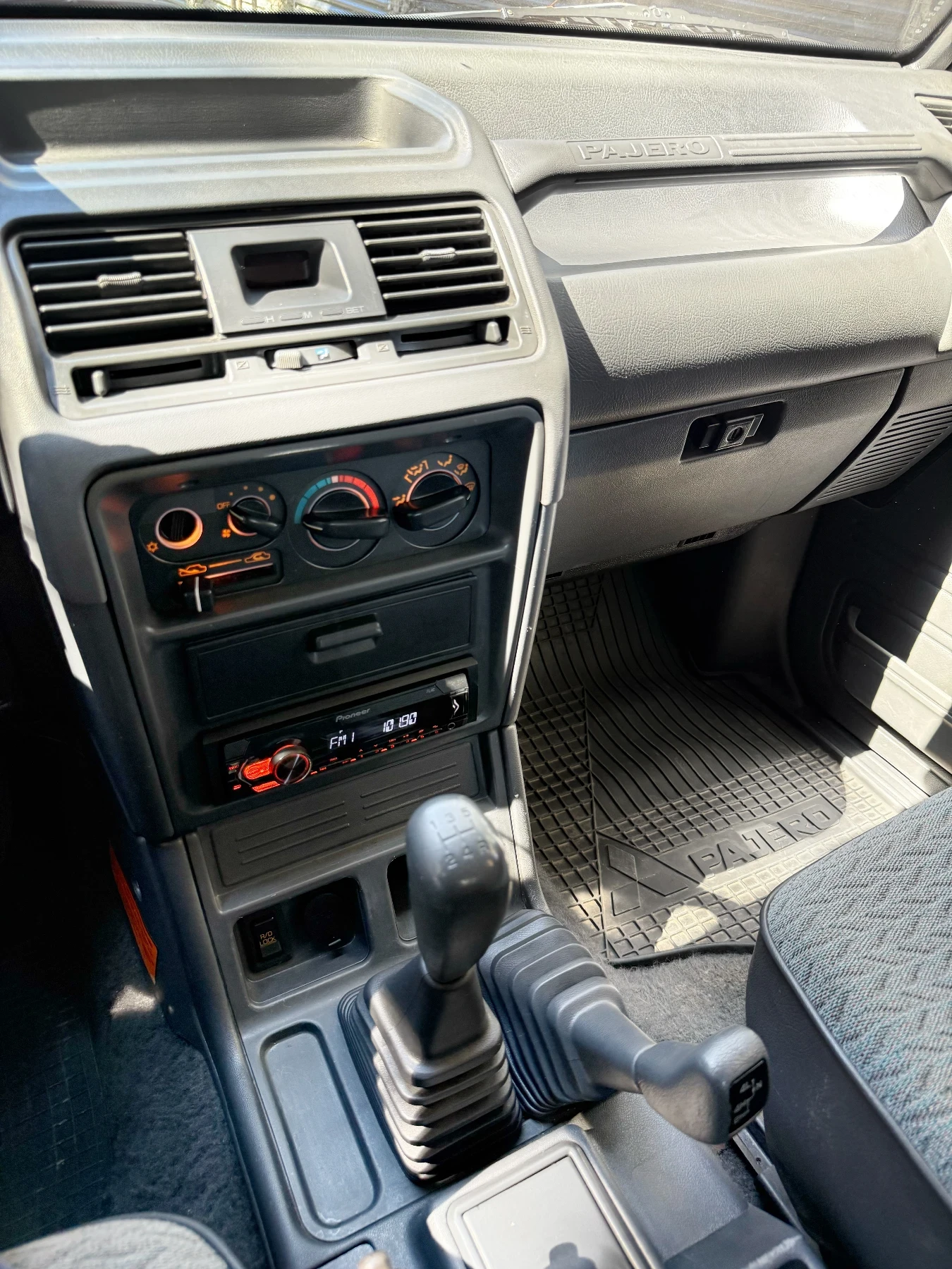 Mitsubishi Pajero 2.5 TDI Rear Diff Lock, снимка 10 - Автомобили и джипове - 34702957