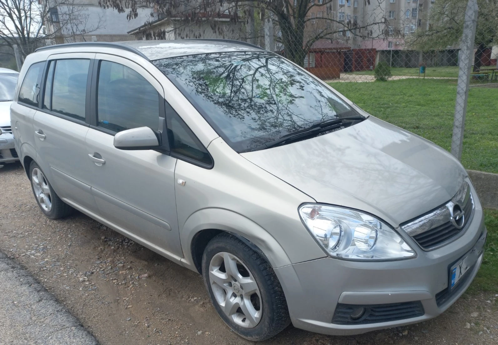 Opel Zafira  - изображение 4