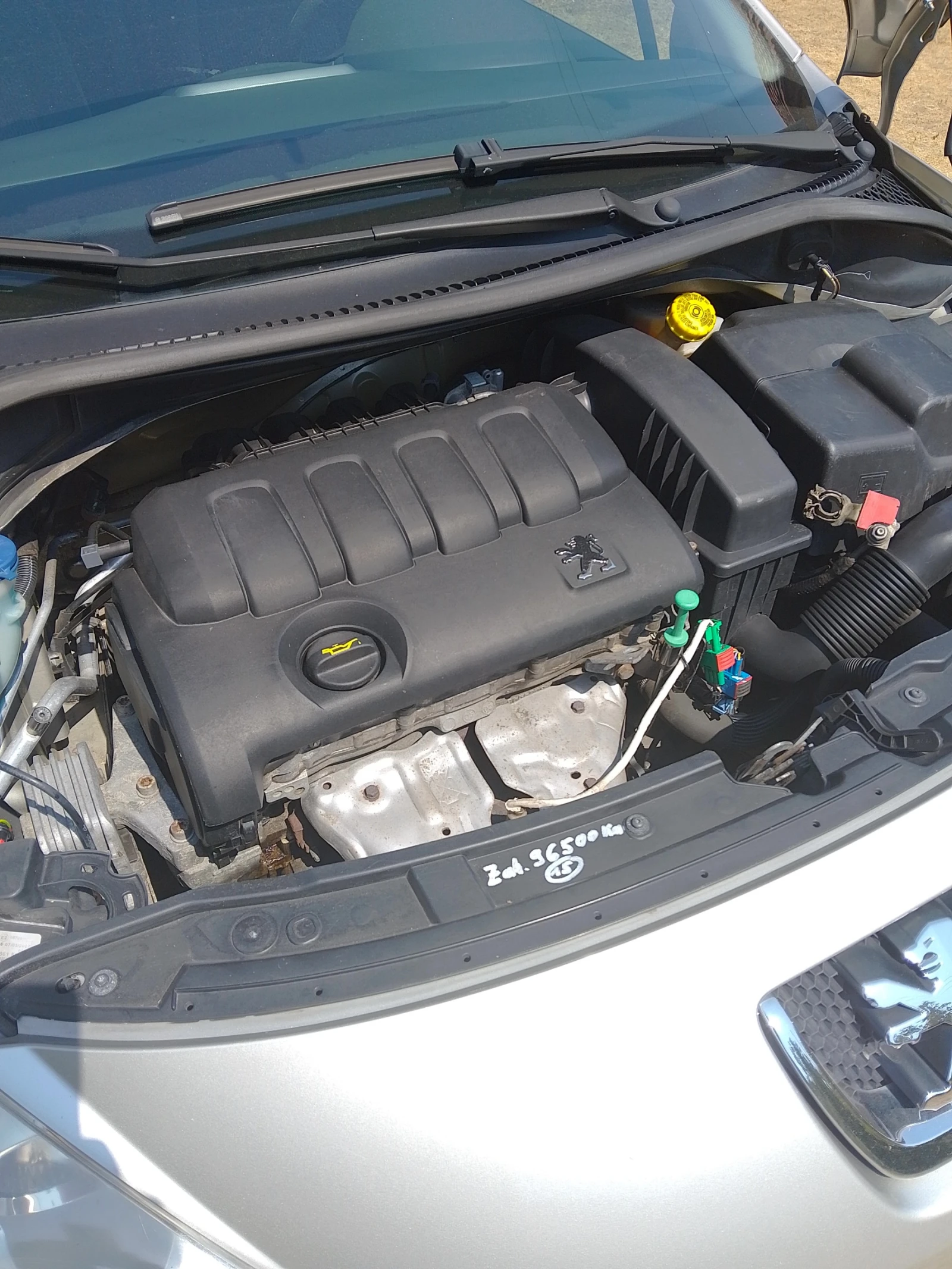 Peugeot 207 1.4 бензин/газ - изображение 6