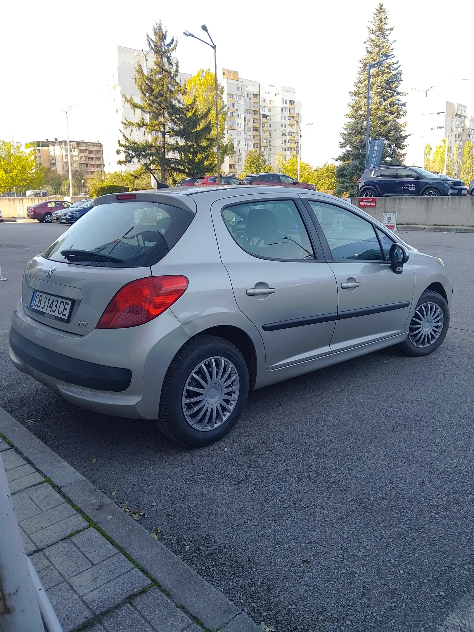 Peugeot 207 1.4 бензин/газ - изображение 9