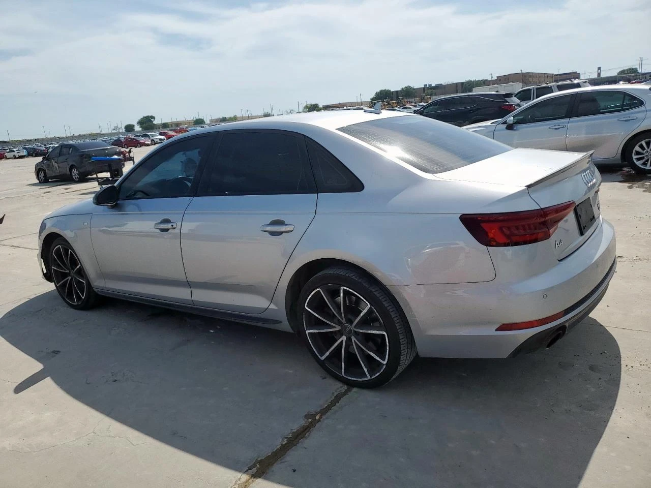 Audi A4 PREMIUM PLUS QUATTRO* VIRTUAL* BOSE* ПАНО* КЛИП - изображение 4