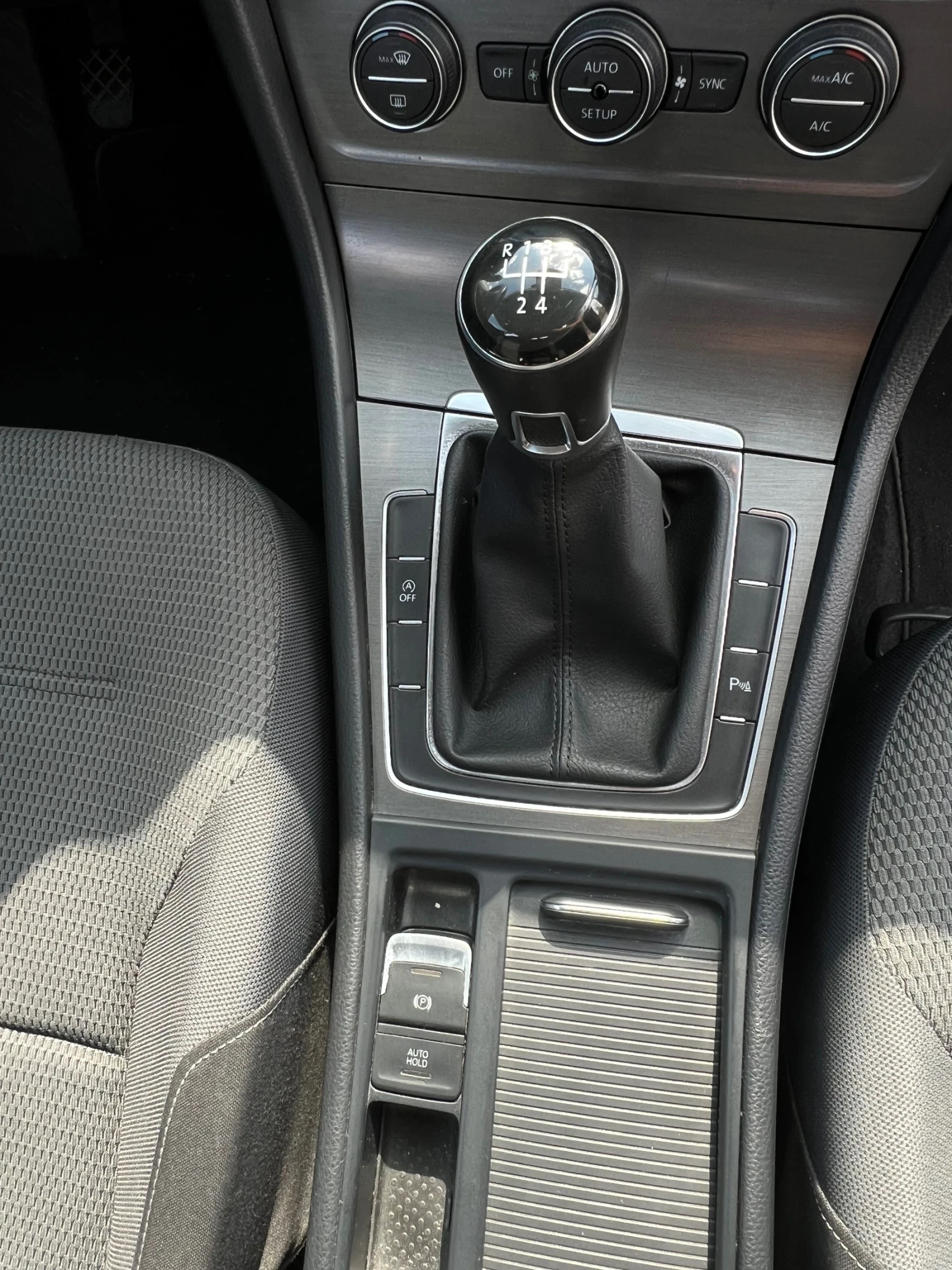 VW Golf  - изображение 9