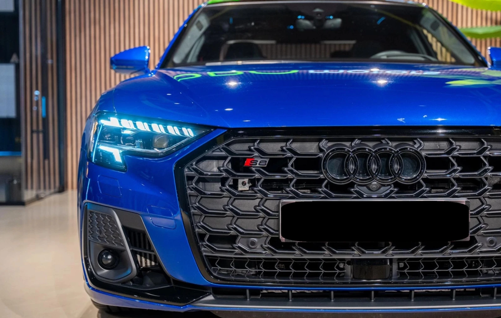 Audi S8 4.0 TFSI V8 Mild Hybrid Quattro - изображение 3