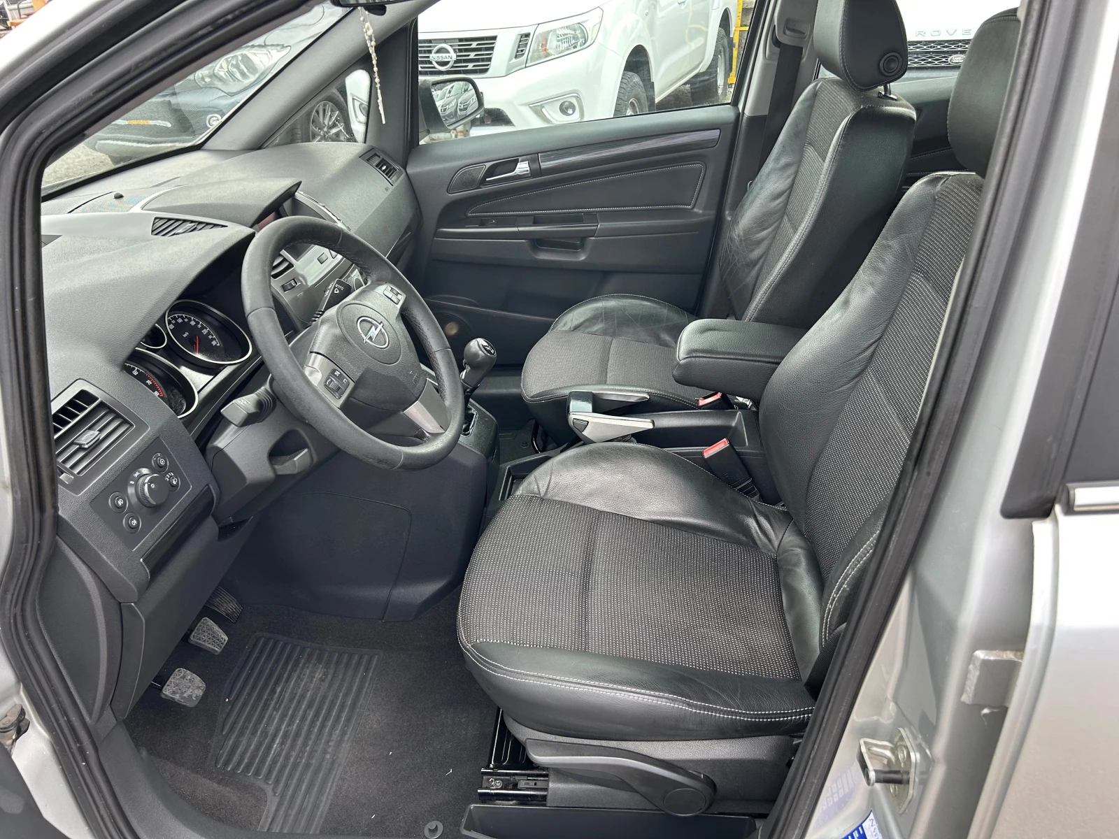 Opel Zafira 1.6I 16V EURO4 7M - изображение 9