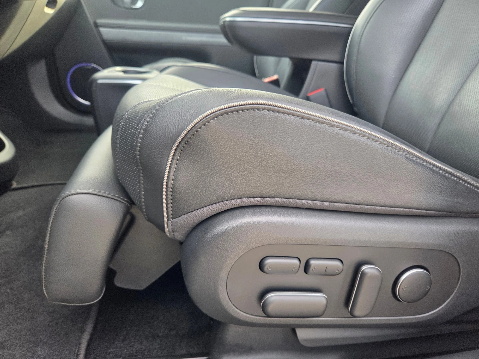 Hyundai Ioniq 5 Long Range UNIQ, BOSE, обдухване, Теглич - изображение 8