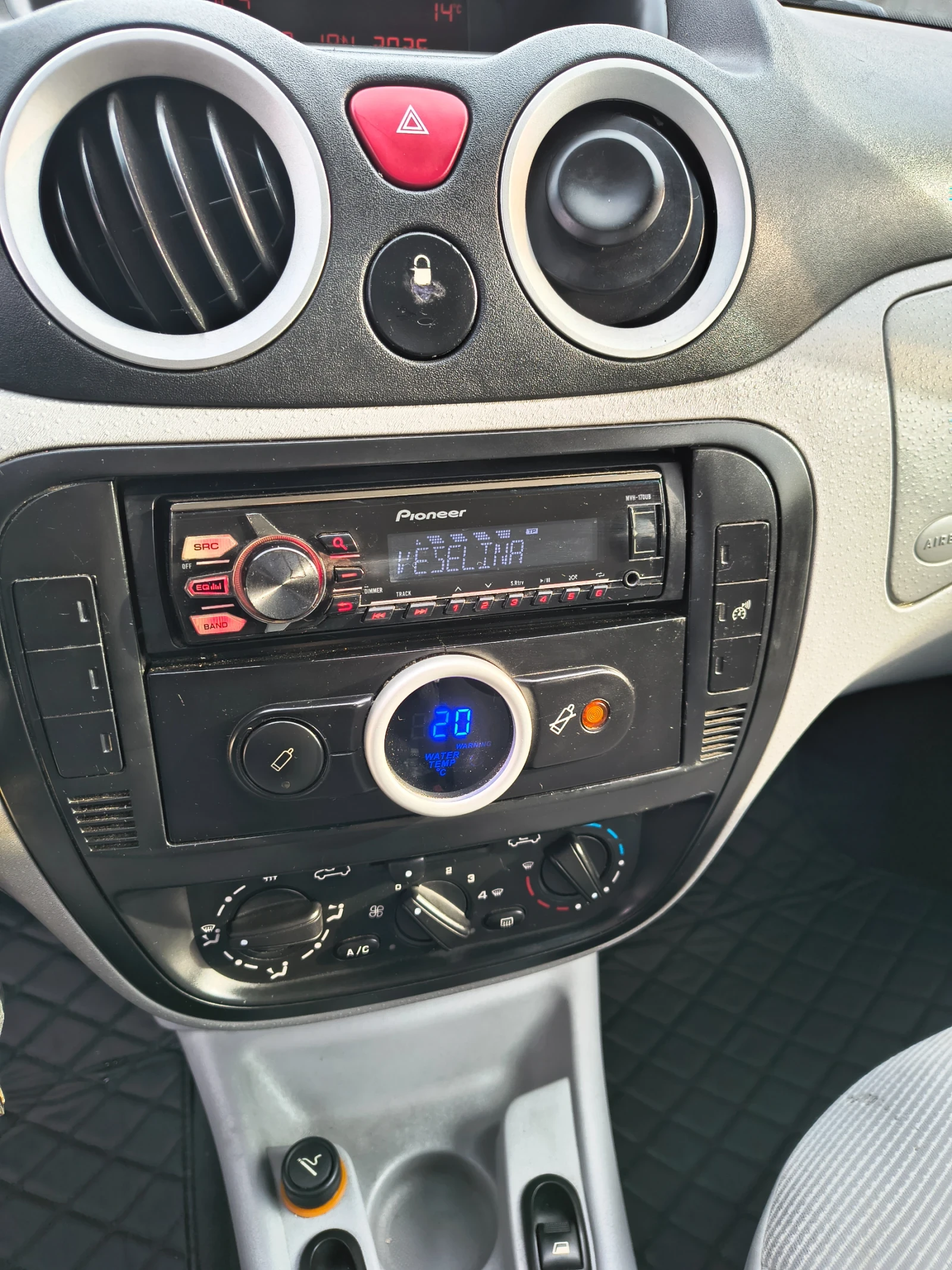 Citroen C3  - изображение 6