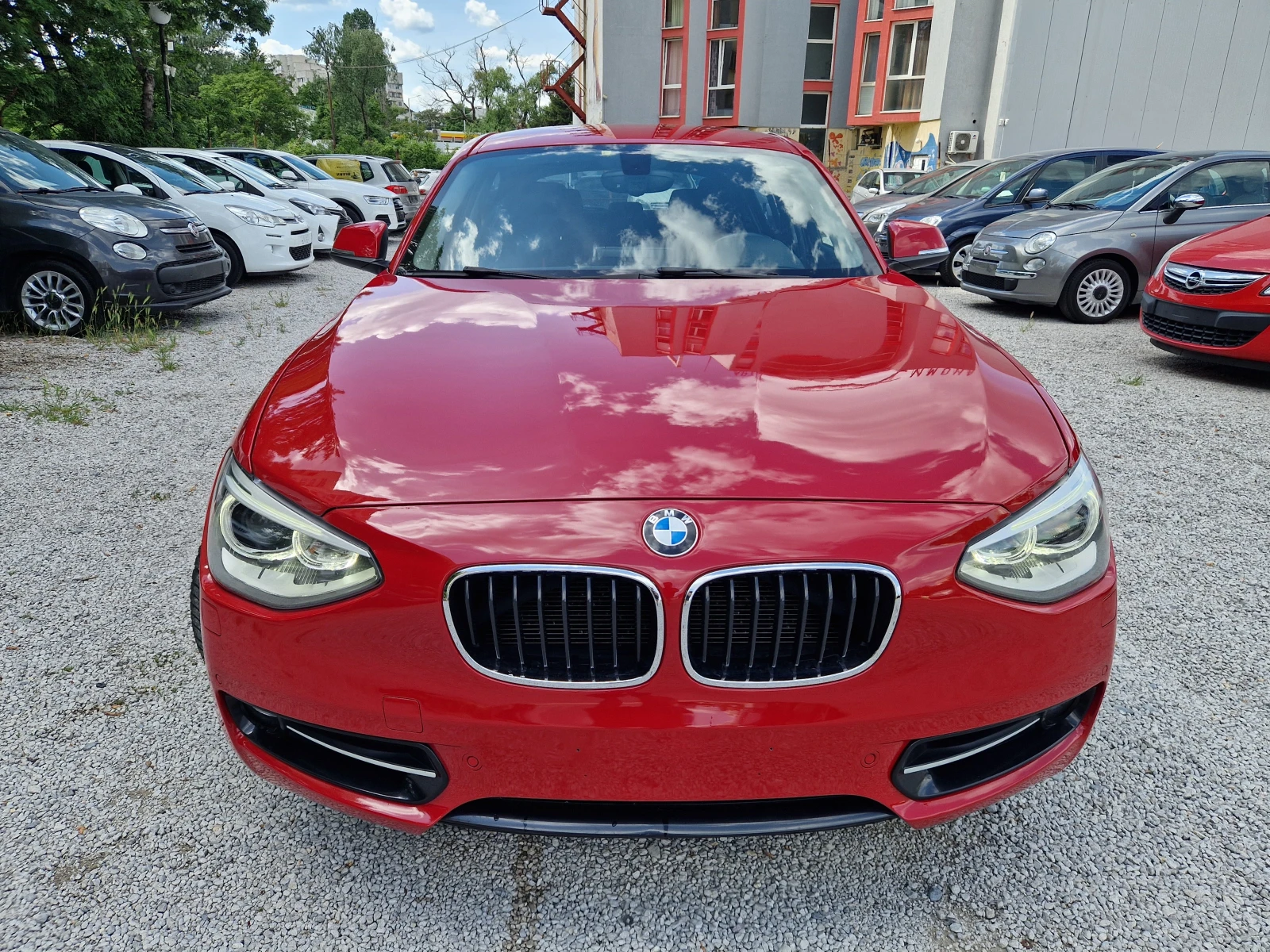 BMW 120 D/автоматик, снимка 2 - Автомобили и джипове - 53292507