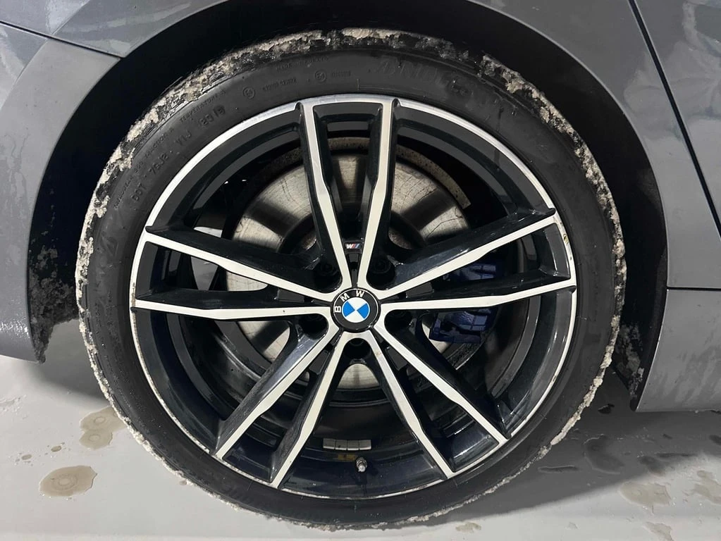 BMW 330 XDRIVE / ПОДГРЕВИ / ПАНОРАМА / ЛИЦЕНЗИРАН ПРОДАВАЧ - изображение 6