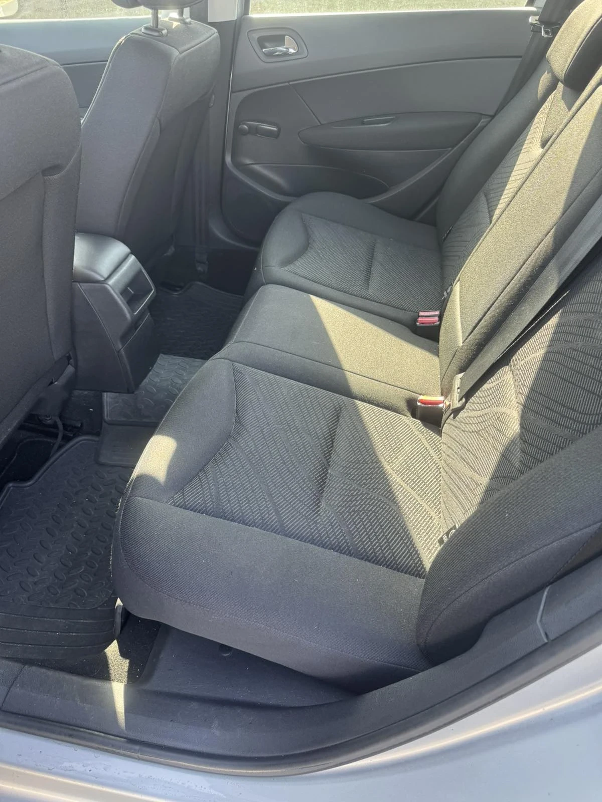 Peugeot 308, снимка 3 - Автомобили и джипове - 53804227