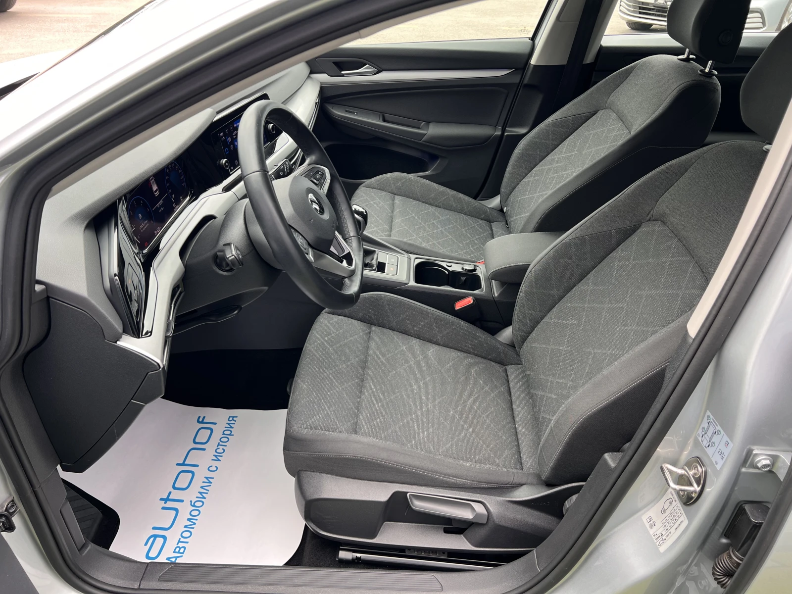 VW Golf LIFE/2.0TDI/116K.C/6МТ/ГАРАНЦИЯ, снимка 7 - Автомобили и джипове - 53974686