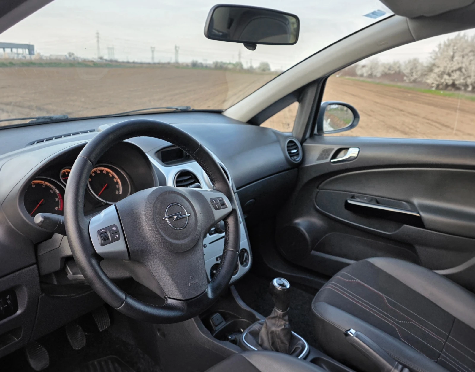 Opel Corsa 1.2i GAZ 86ks 141000km, снимка 7 - Автомобили и джипове - 53990973