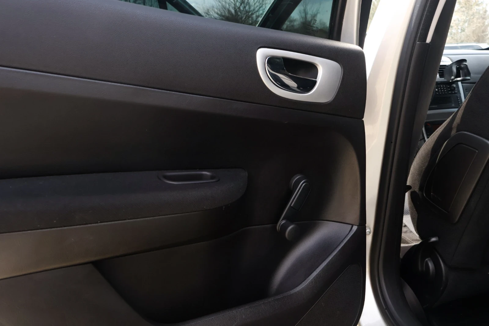 Peugeot 307, снимка 14 - Автомобили и джипове - 54095712