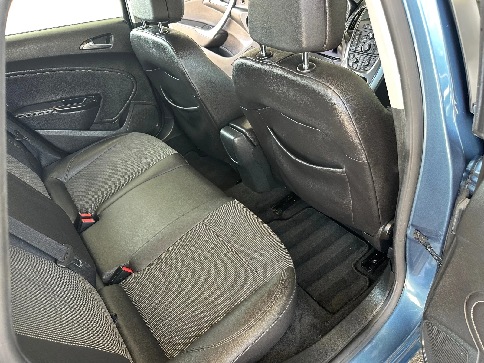 Opel Astra 1.7tdi 110�.� 6 ��������  ������ �� ������  ���  | Mobile.bg � ����������� 14