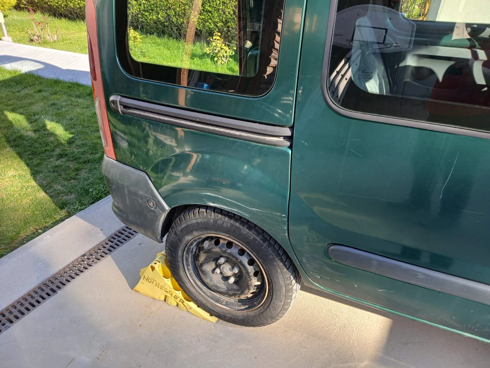 Renault Kangoo, снимка 9 - Автомобили и джипове - 54241981