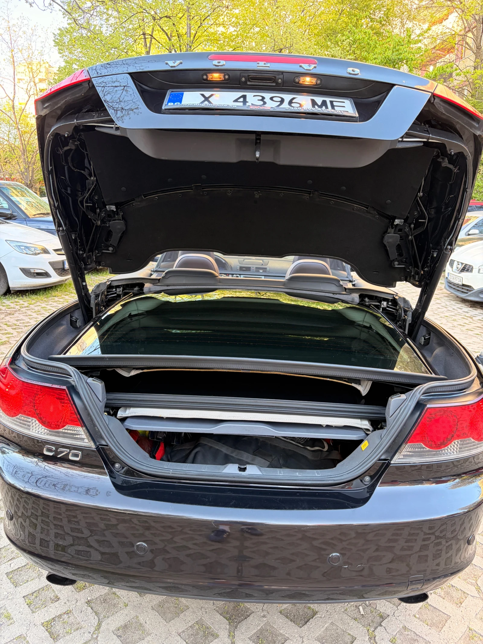 Volvo C70, снимка 16 - Автомобили и джипове - 54314759