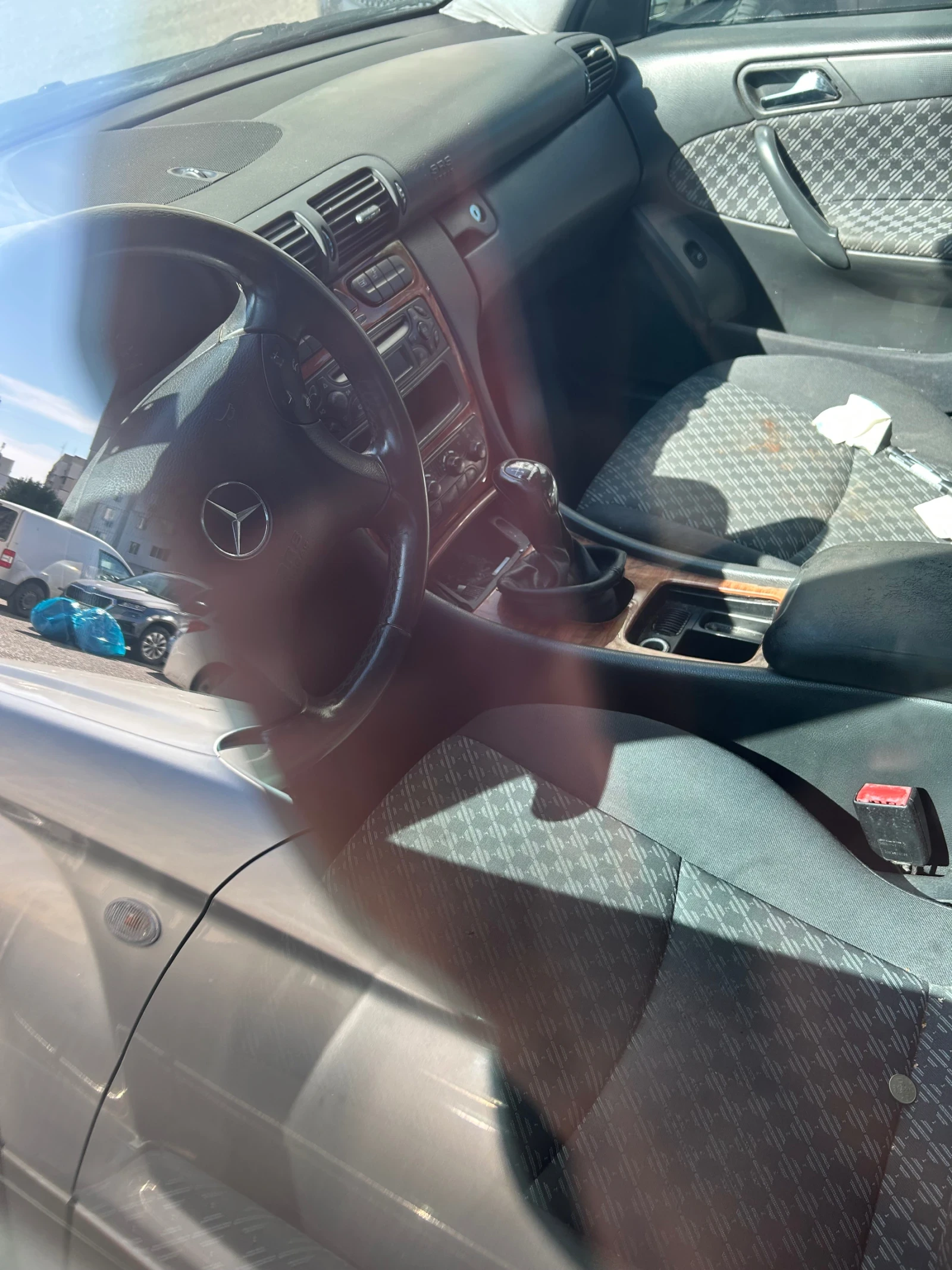 Mercedes-Benz C 200, снимка 5 - Автомобили и джипове - 54752973