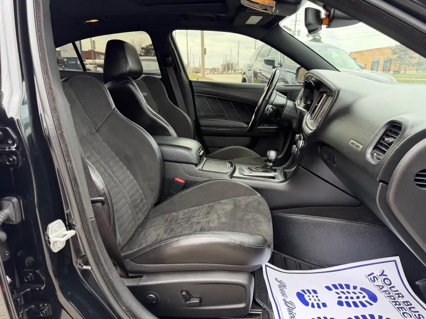Dodge Charger 5.7 RWD, снимка 12 - Автомобили и джипове - 54944851
