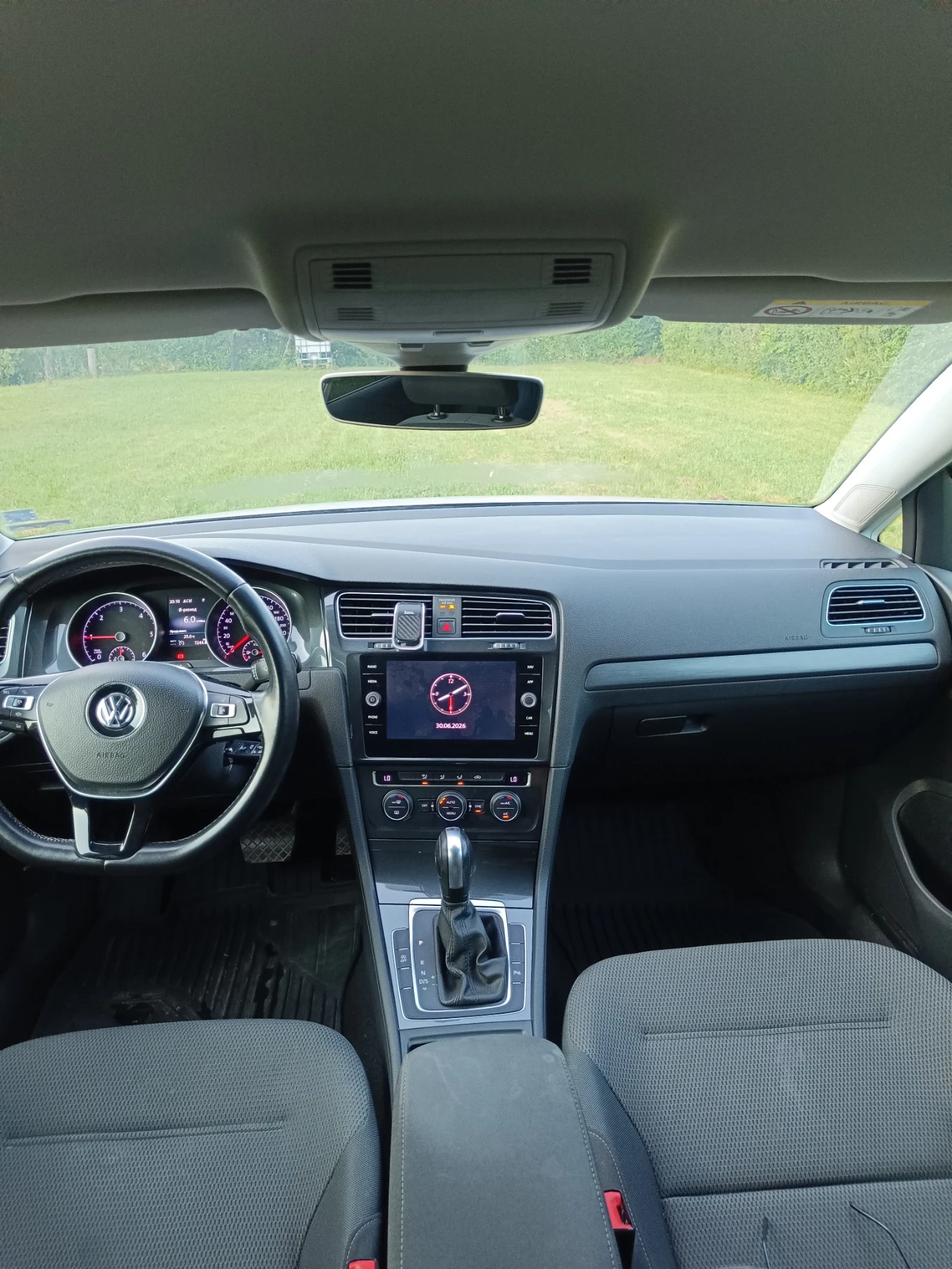 VW Golf 2.0TDI DSG, снимка 8 - Автомобили и джипове - 55105928