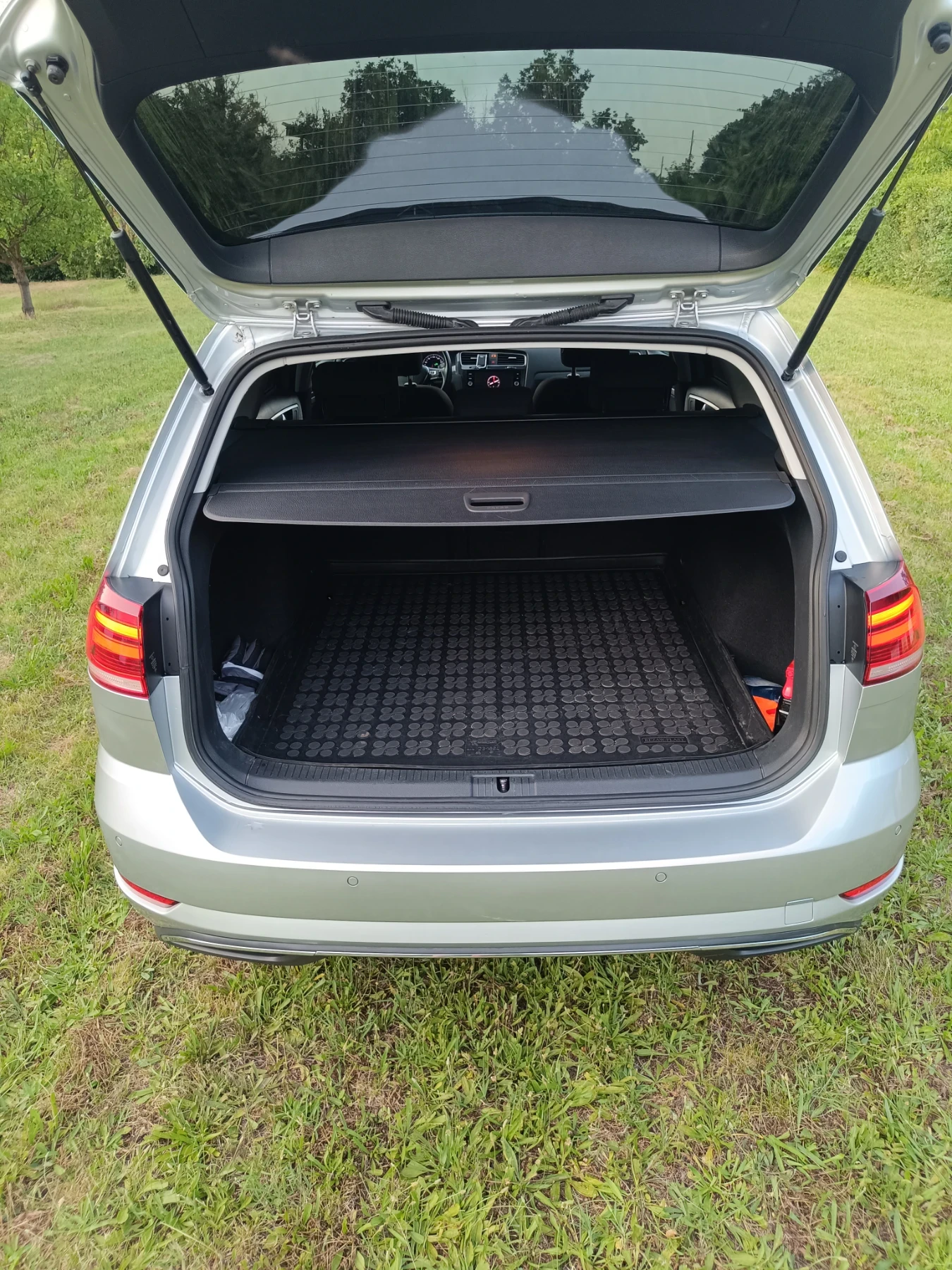 VW Golf 2.0TDI DSG, снимка 7 - Автомобили и джипове - 55105928